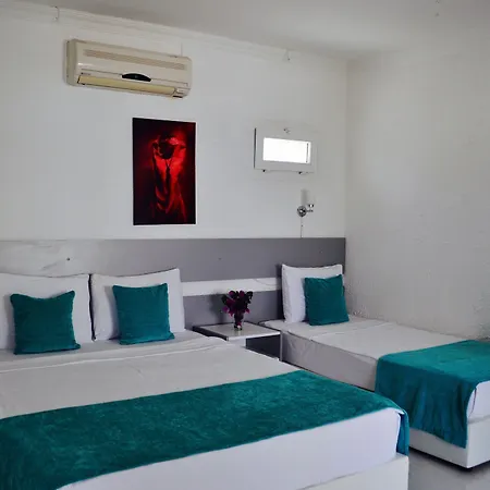 Nazli Hotel 3*